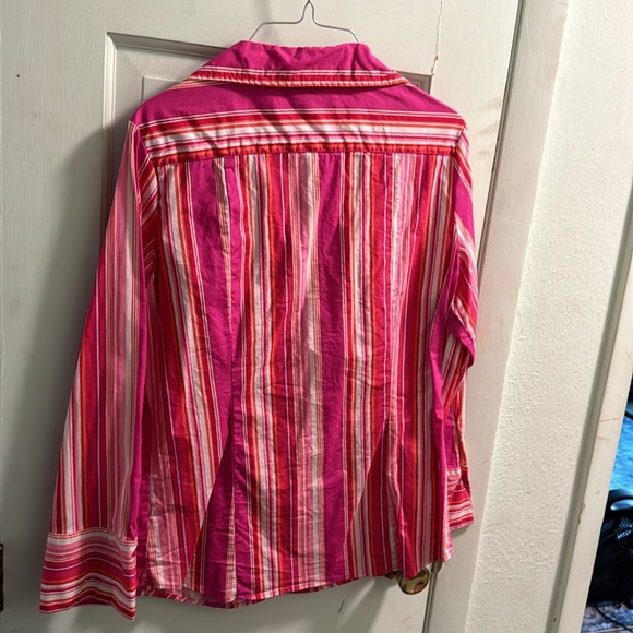 Metro style size 16Tall. Great condition - Picture 2 of 3